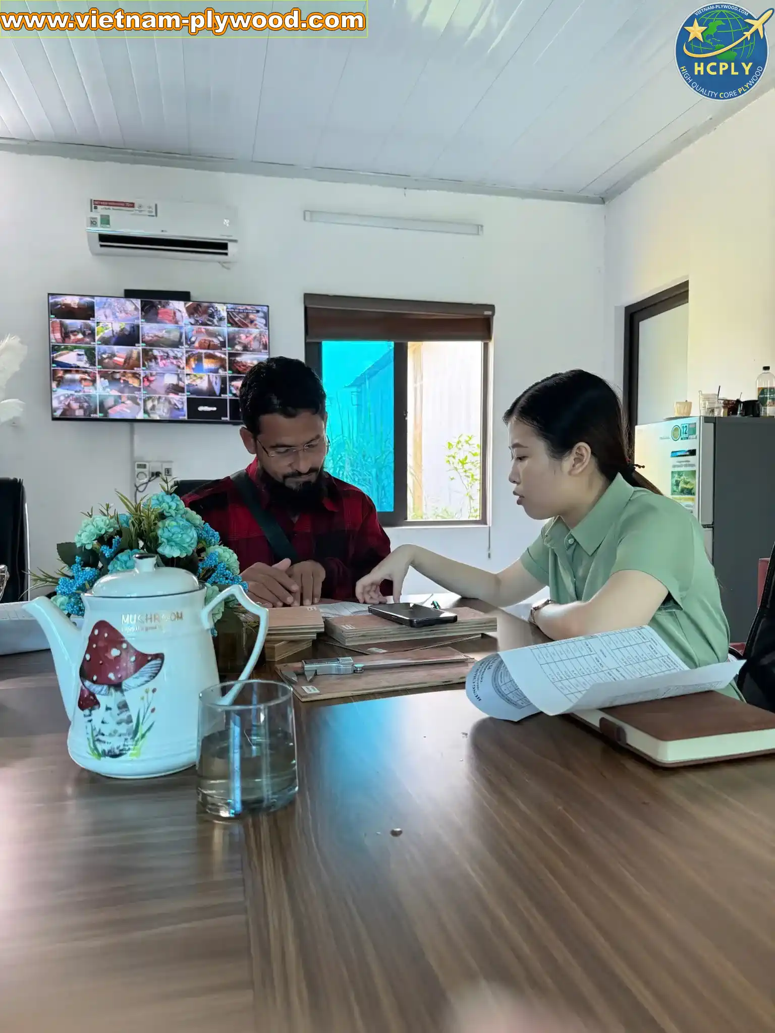 international buyers visit vietnam plywood factory hcply