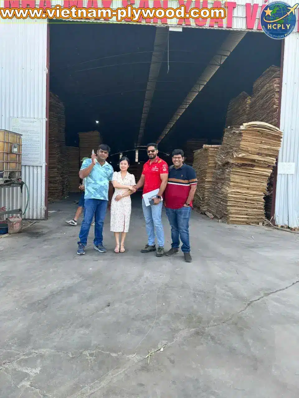 international buyers visit vietnam plywood factory hcply