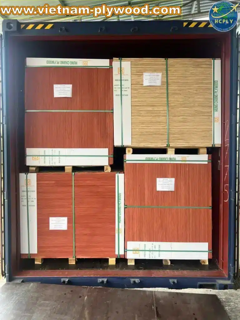 loading plywood boards hc container vietnam hcply