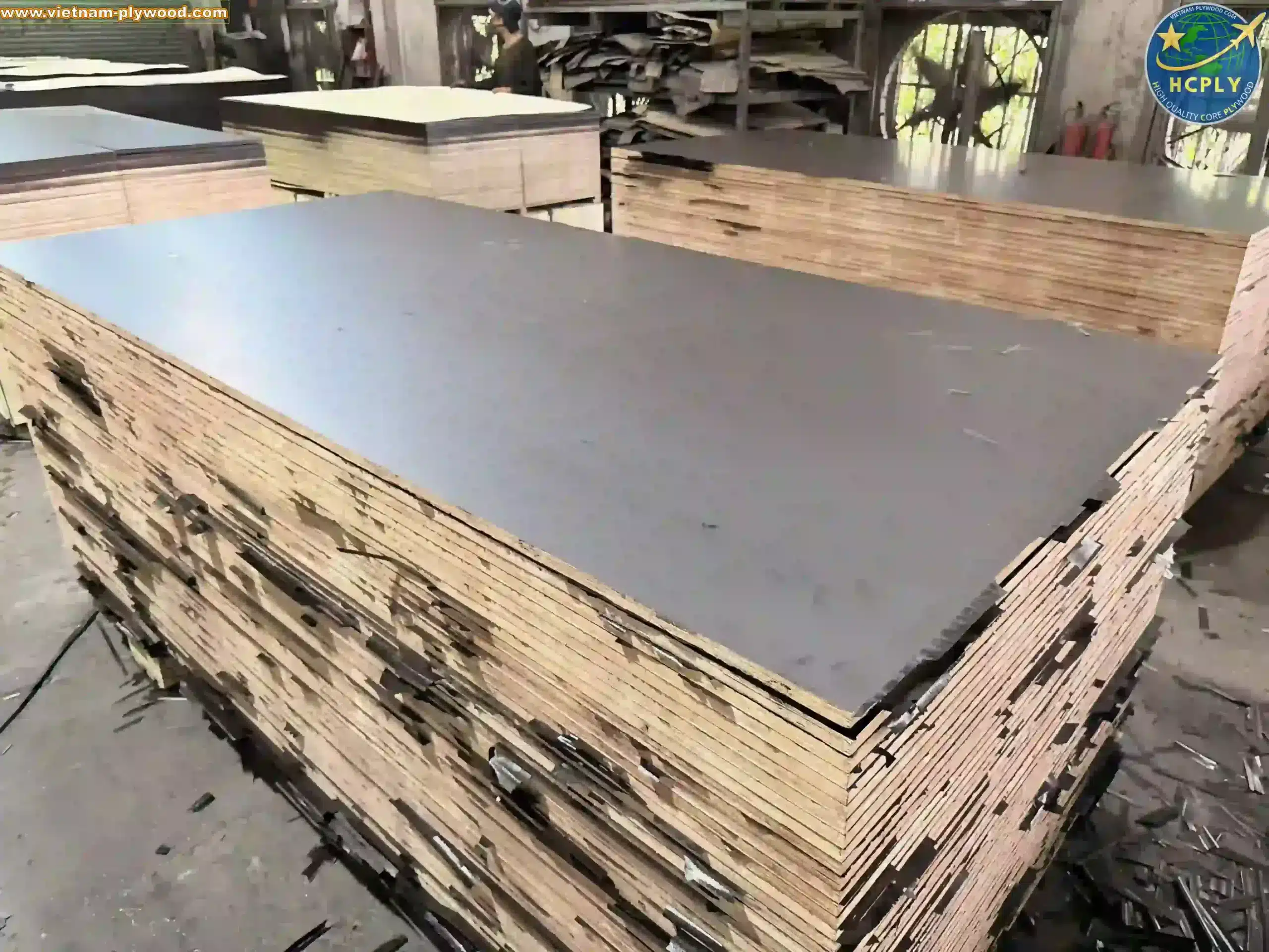 film faced plywood black brown export vietnam factory hcply
