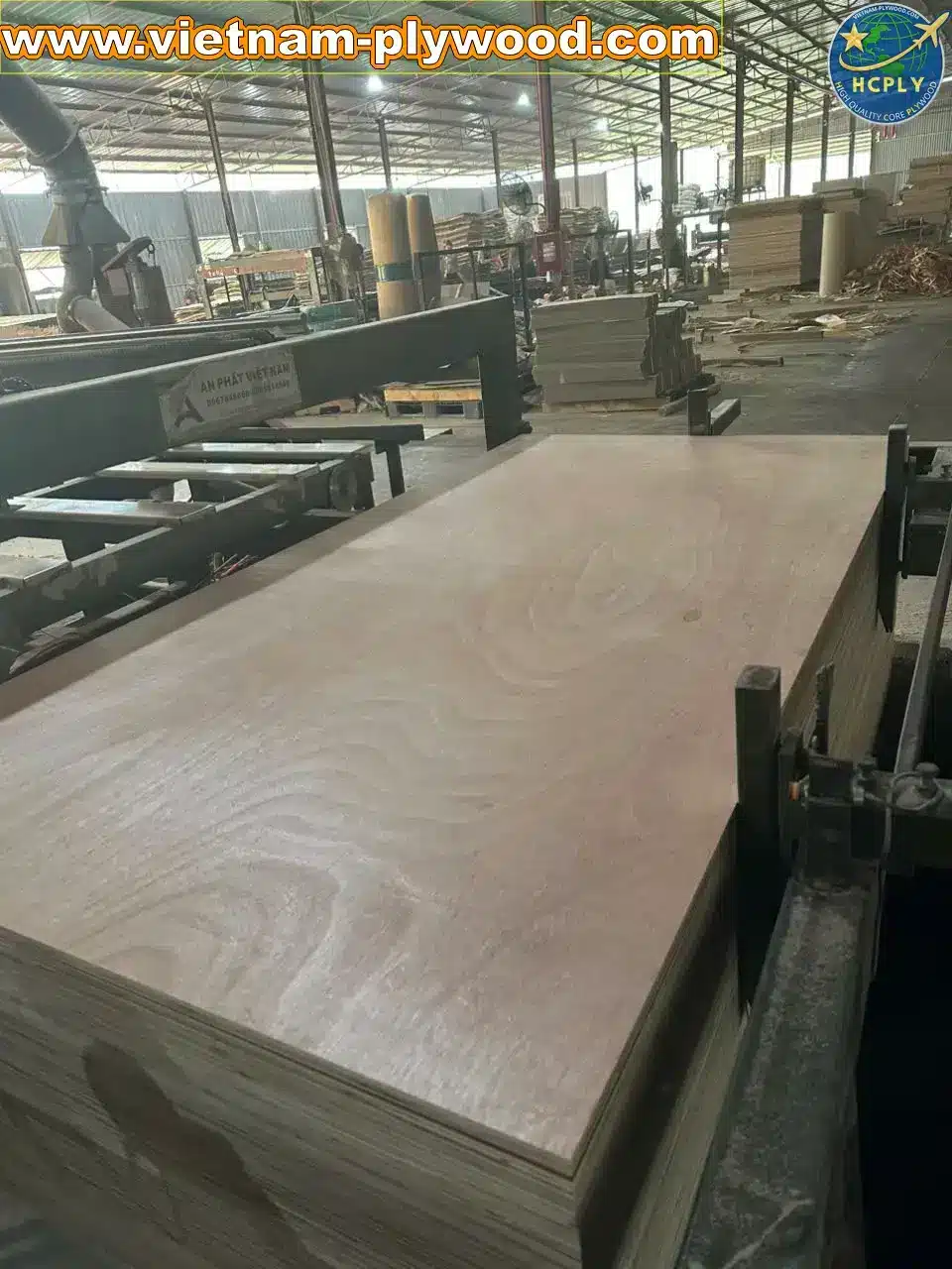 okoume plywood vietnam export lightweight panel hcply